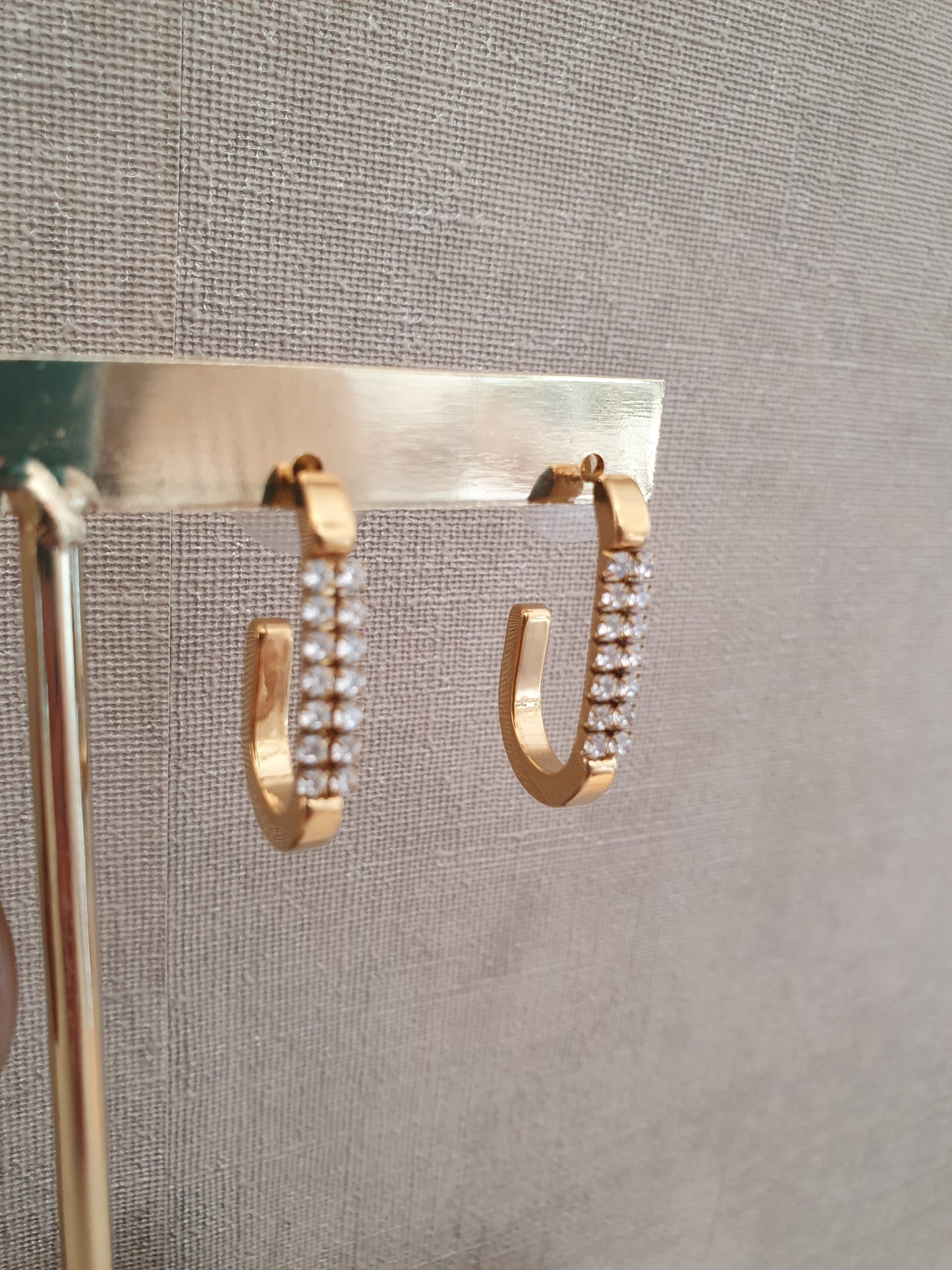 Liet & Joliet Edelstahlohrringe – Goldfarben – 23 x 16 mm