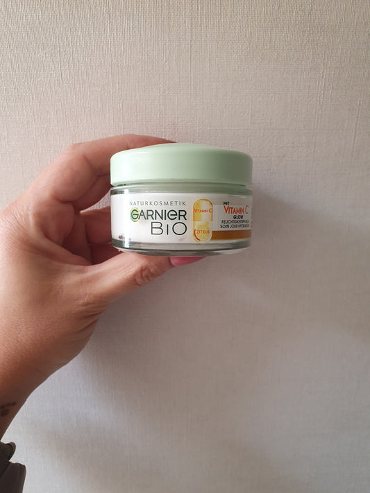 Ervaar een Stralende Huid met Garnier Bio Dagcrème met Stabiele Vitamine Cg