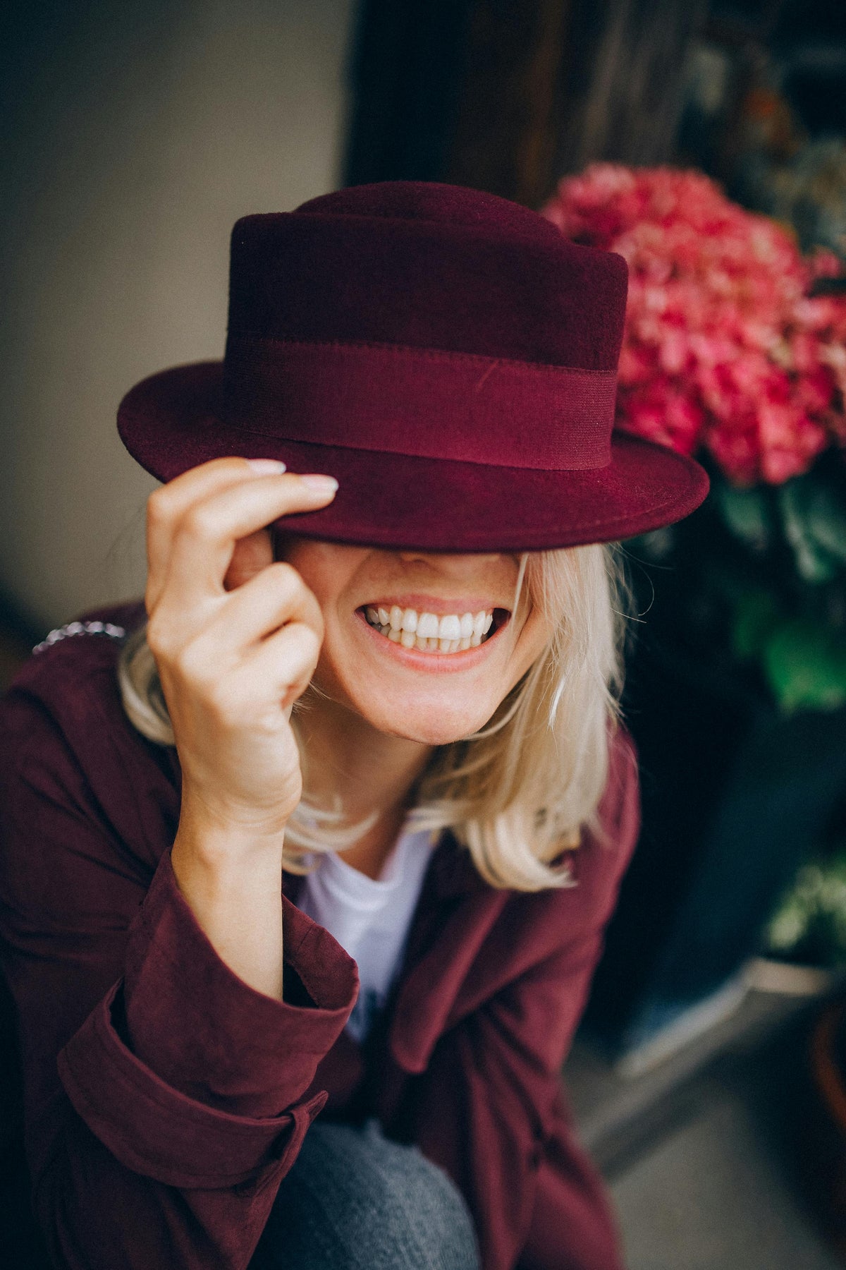 Bruin en bordeaux trending kleuren herfst 2026 - styling tips voor kleding en accessoires