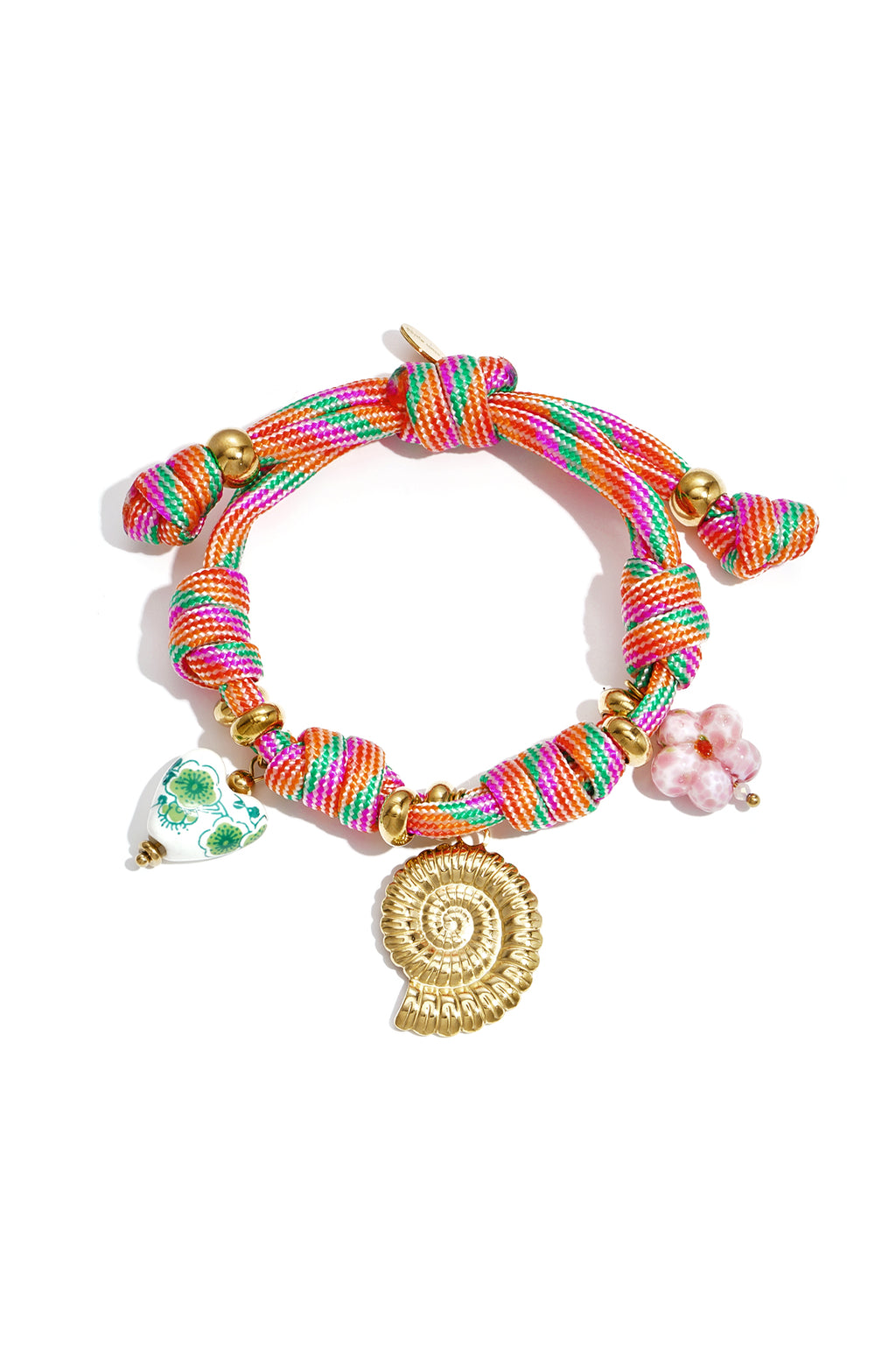 Touw armband met knopen en schelp charms