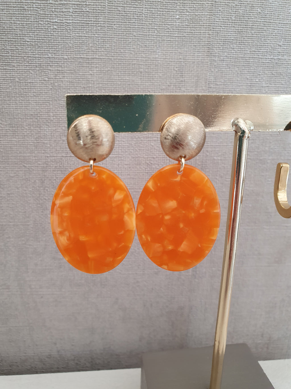 Statement Oorbellen Biba – Oranje- 46 X 24mm