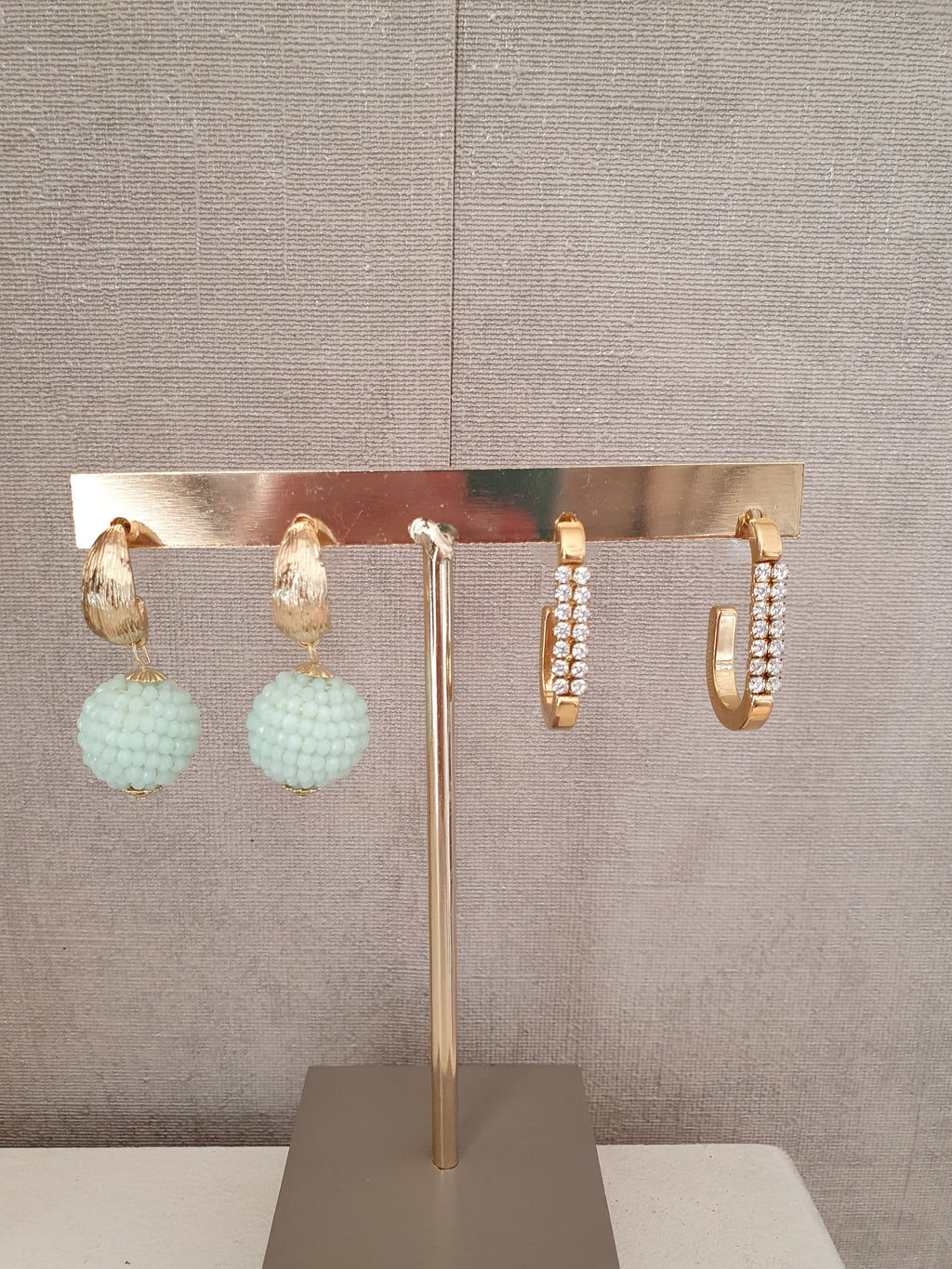 Biba Statement Oorbellen Mint Groen Crystal Beads - Goudkleurig 35mm Creool